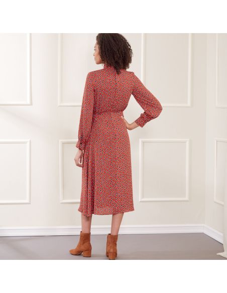 Patron New Look 6682 - Robe