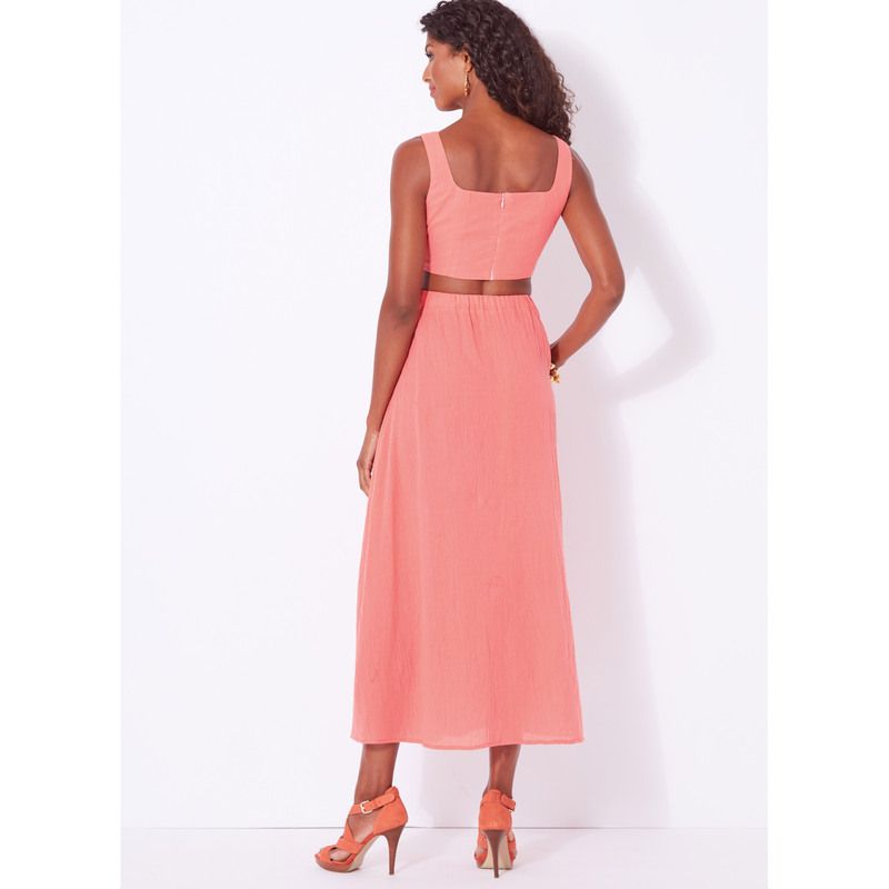 Patron New Look 6722 - Jupe portefeuille avec haut court