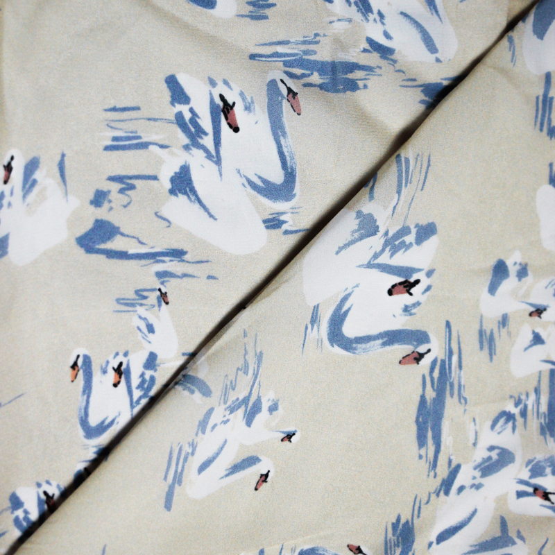 Georgette 100% viscose - Cygnes fond beige