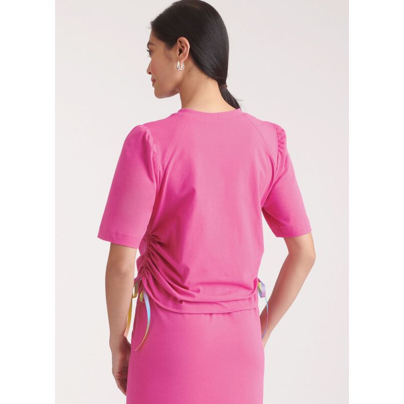 Patron New Look 6782 - Haut et jupe en tricot