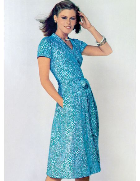 Patron Vogue 2040 H5 - Robe portefeuille