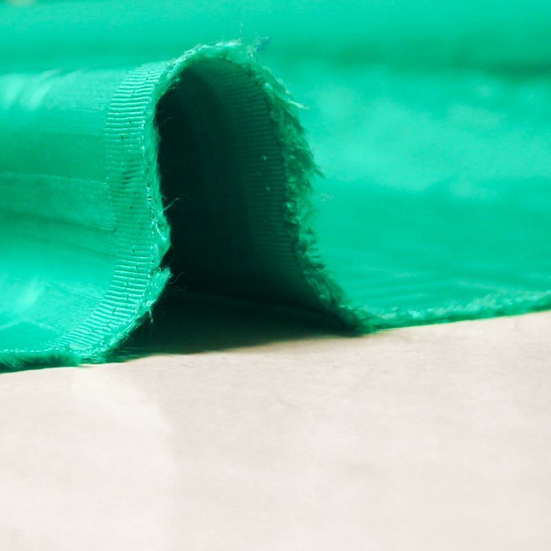 Crêpe envers satin jacquard - Labyrinthe vert