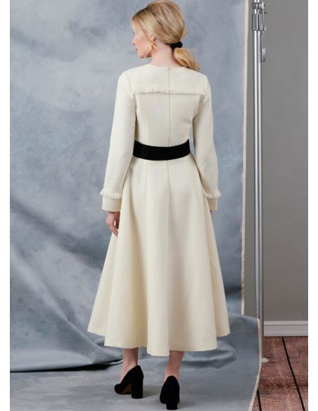 Patron Vogue 2046 D5 (32-40) - Robe fit-and-flare avec variations de manches