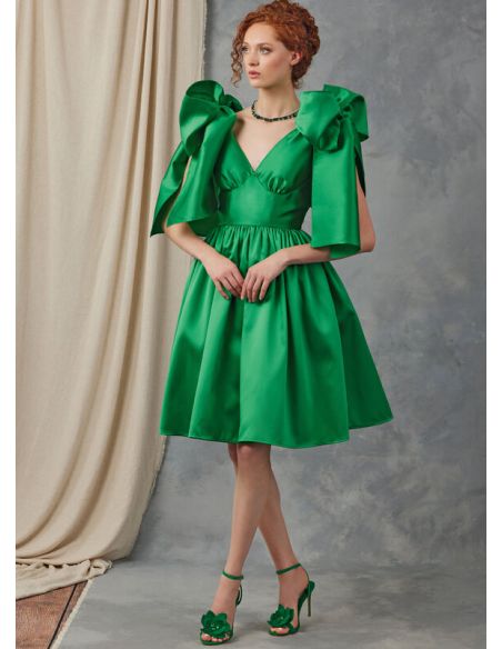 Patron Vogue 2048 H5 (34-42) - Robe de soirée avec décolleté en V