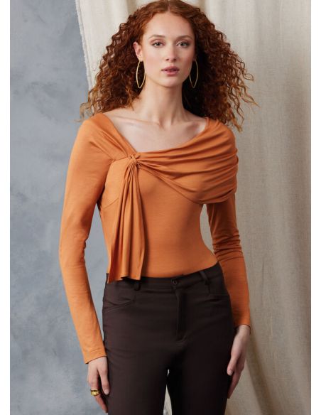 Patron Vogue 2047 B5 (36-44) - Body ajusté avec drapé élégant