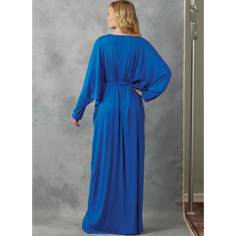 Patron Vogue 2057 A (32-54) - Caftan ample avec ceinture et encolure en V