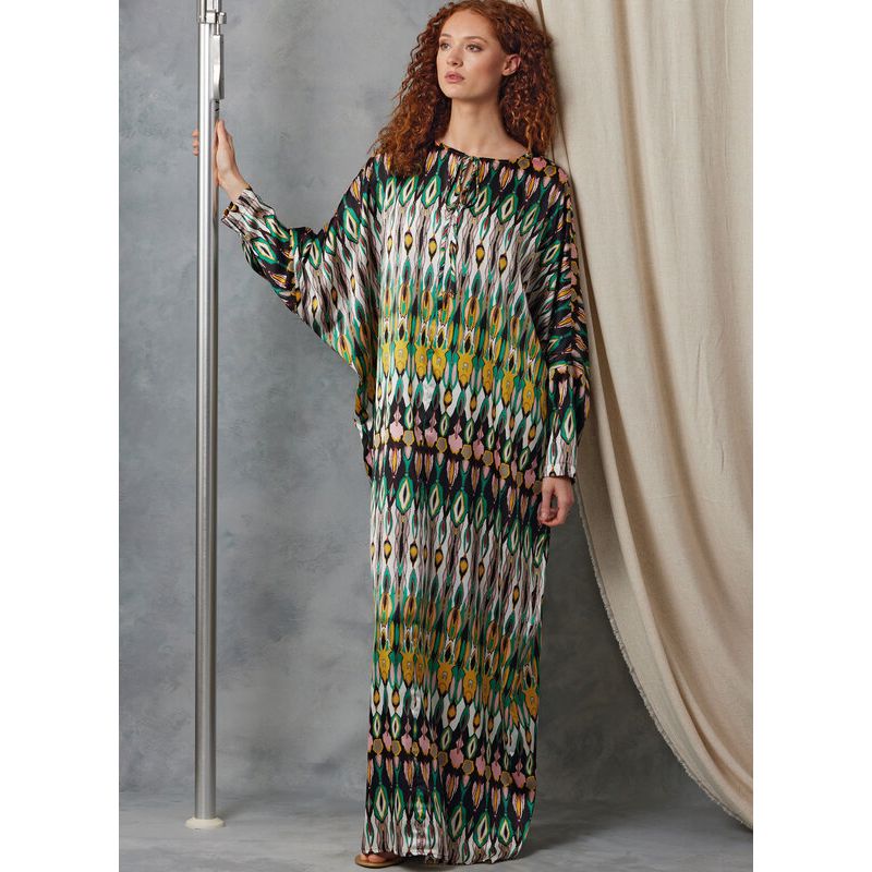 Patron Vogue 2057 A (32-54) - Caftan ample avec ceinture et encolure en V
