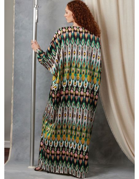 Patron Vogue 2057 A (32-54) - Caftan ample avec ceinture et encolure en V