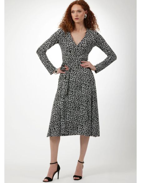 Patron Vogue 2060 B5 (36-44) - Robe portefeuille réversible avec attaches