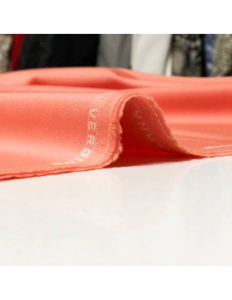 Tissu tailleur 100% laine vierge - Saumon (Coupon de 3 mètres)