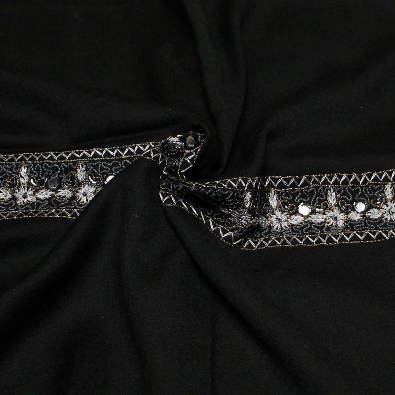 Étole 100% laine vierge brodée - Noir