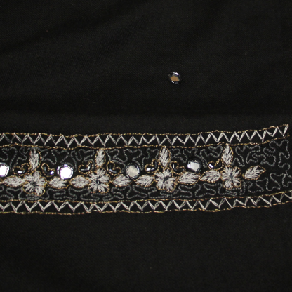 Étole 100% laine vierge brodée - Noir 2