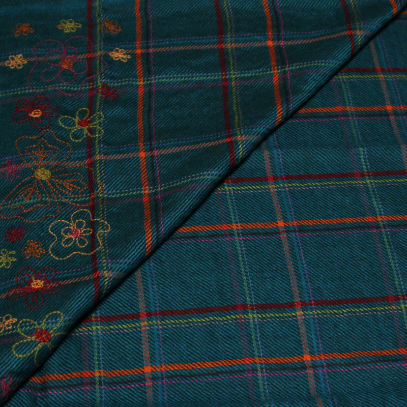 Étole 100% laine brodée - Fleuri sur carreaux fond canard