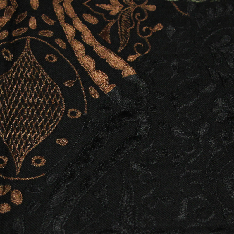 Écharpe 100% laine brodée - Noir