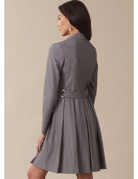 Patron McCall's 8528.K5 - Robe blazer élégante