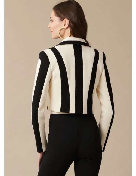 Patron McCall's 8533.K5 - Veste pour femme