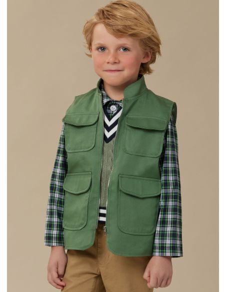 Patron McCall's 8537.HH - Gilets, haut et chemise pour enfants et garçons