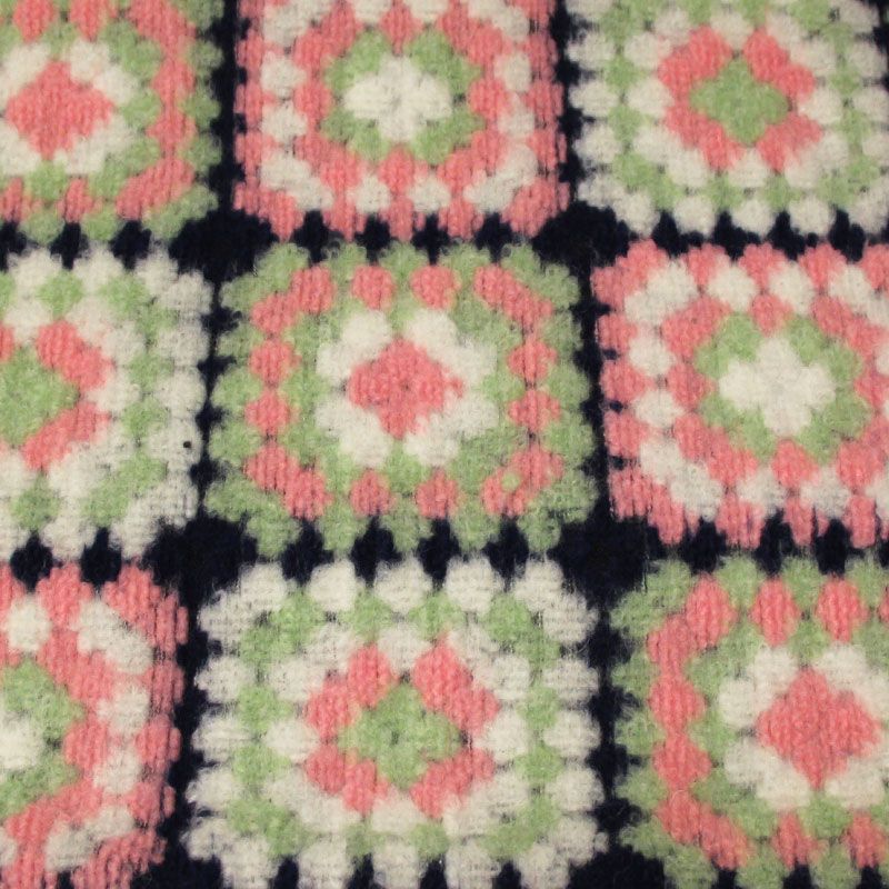 Laine bouillie - Carré rose & vert fond marine