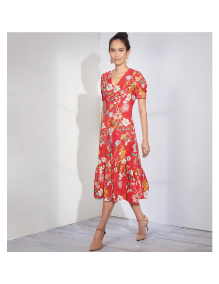 Patron Simplicity 8875.H5 (34-42) - Robe féminine avec encolure en V et volants