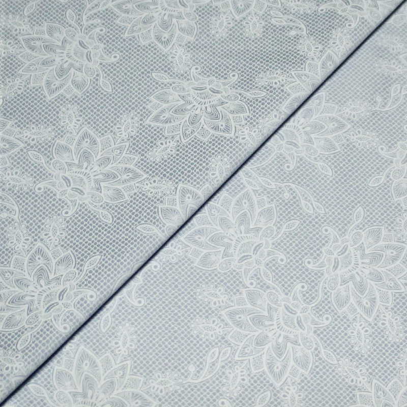 Satin coton & élasthanne - Fleuri blanc fond bleu clair