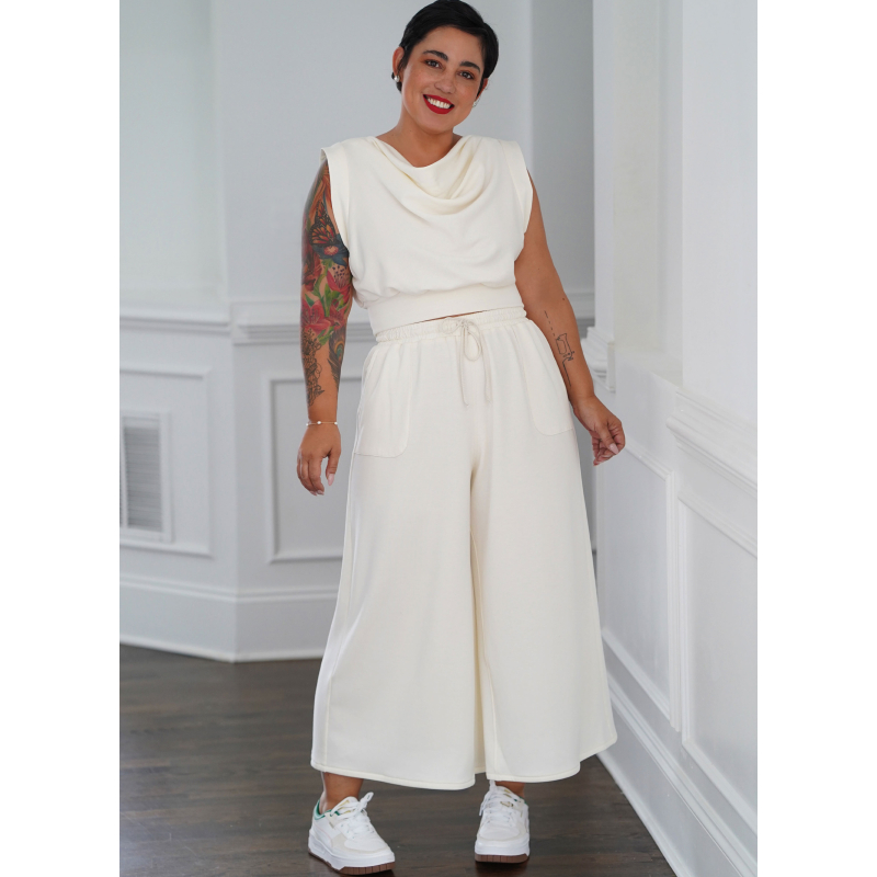 Patron Simplicity 9929.BB (48-66) -  Ensemble détente avec top drapé et pantalon large