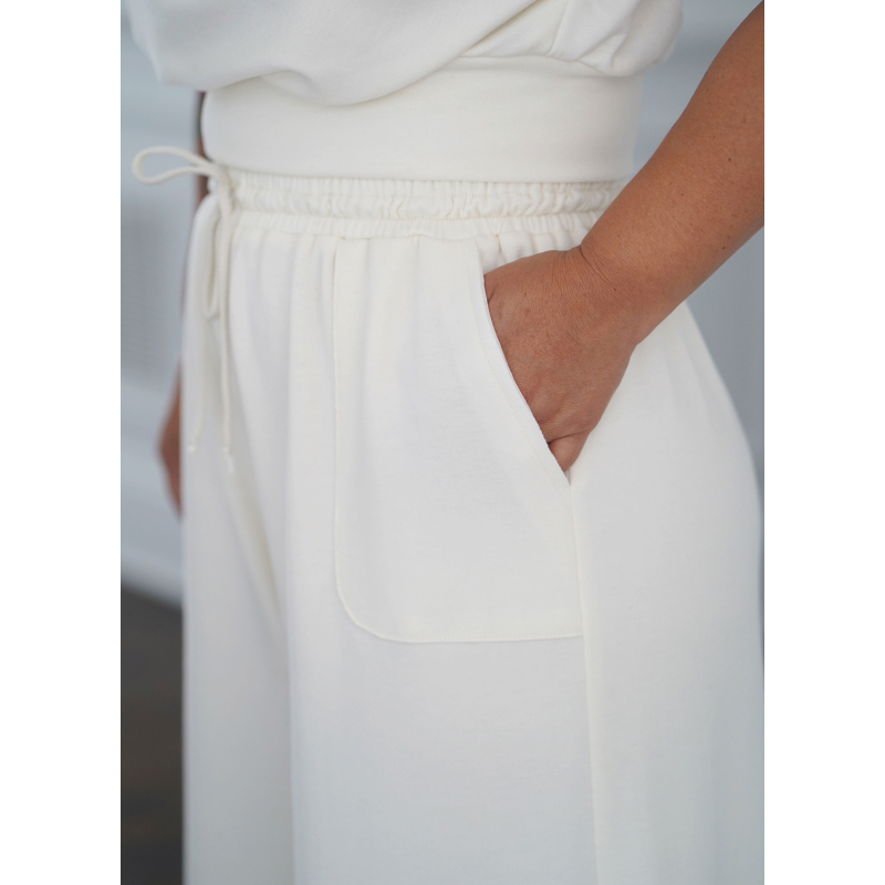 Patron Simplicity 9929.BB (48-66) -  Ensemble détente avec top drapé et pantalon large