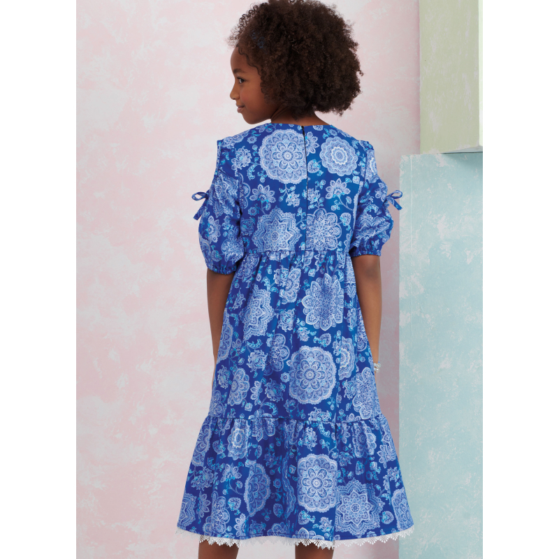 Patron Simplicity 9933.HH (3-6) -  Robe à étages pour enfants et jeunes filles avec variations de manches