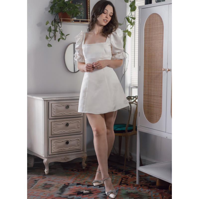 Patron McCall's 8550.U5 (44-52) - Robe évasée