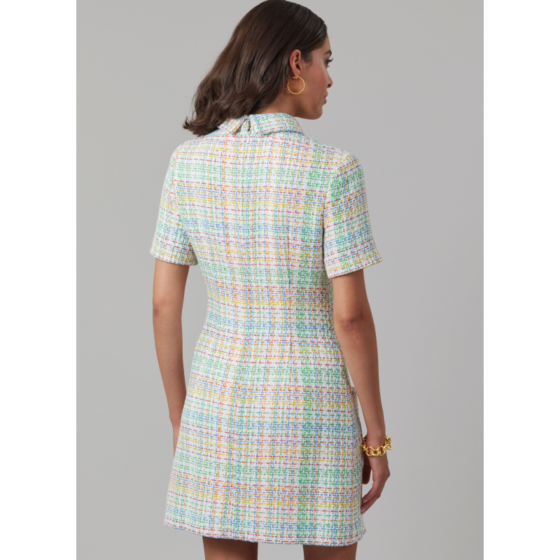 Patron McCall's 8552.Y5 (46-54) - Robe boutonnée