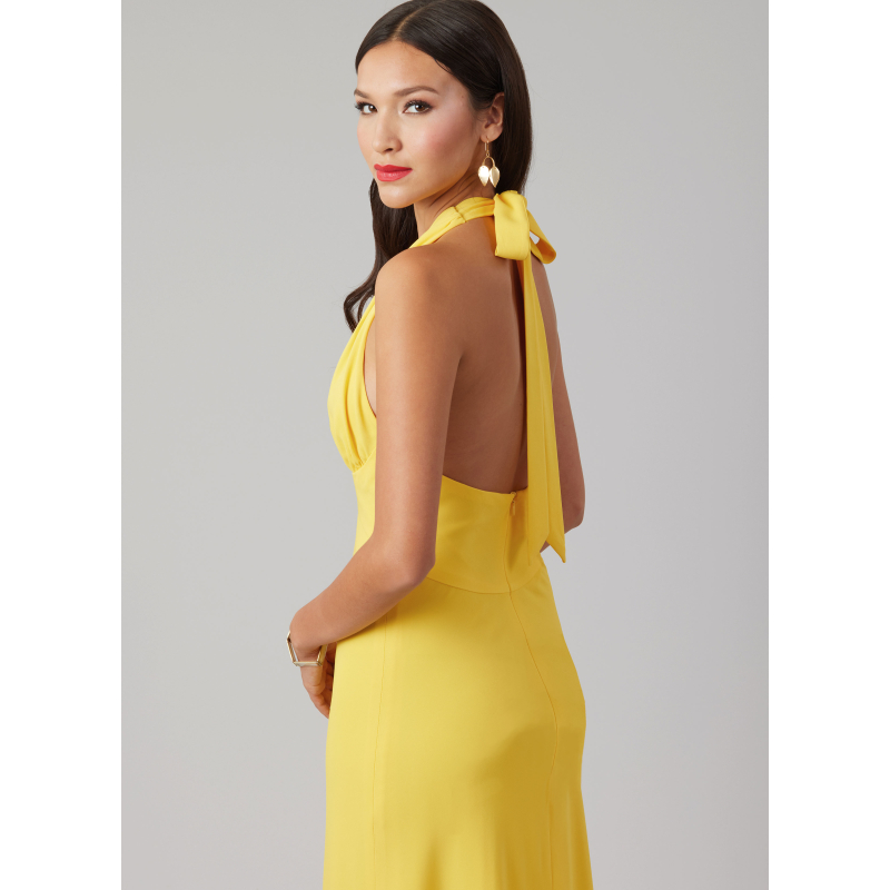 Patron McCall's 8555.BB (50-56) - Robes dos nu à nouer