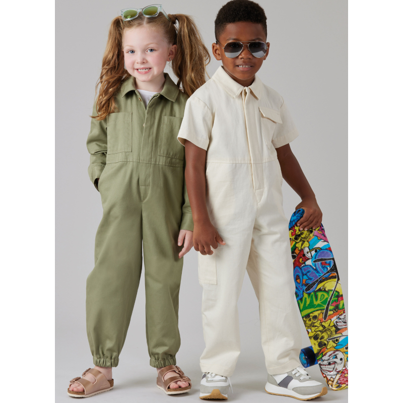 Patron McCall's 8567.A (3-9) - Combinaisons pour enfants avec variations de manches