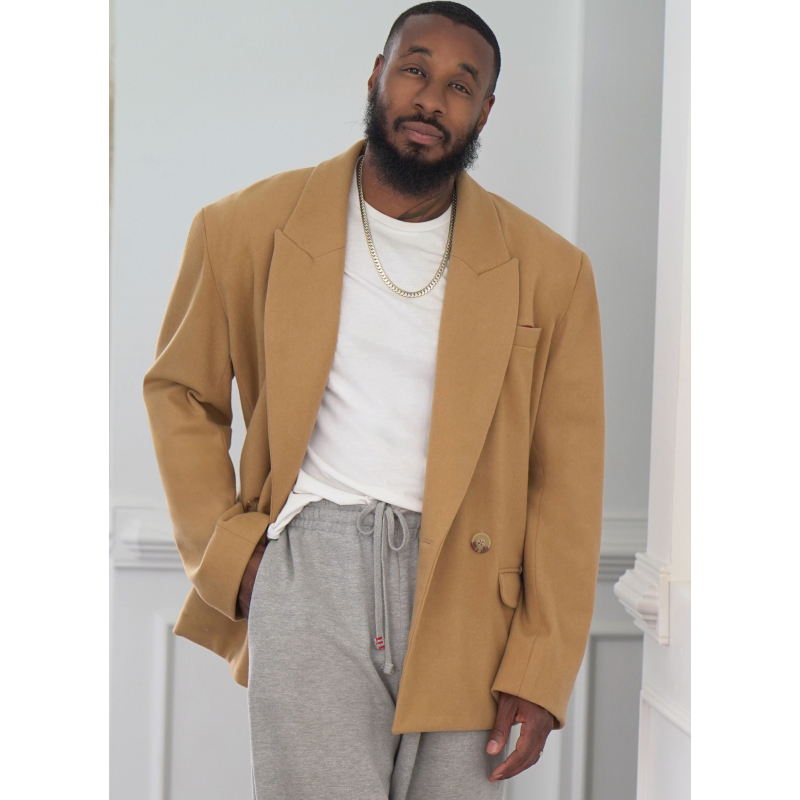 Patron KnowMe 2118.AA (46-54) - Veste oversize croisée avec détails raffinés