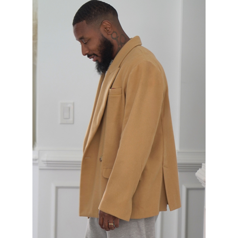 Patron KnowMe 2118.BB (56-64) - Veste oversize croisée avec détails raffinés