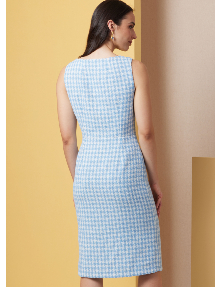 Patron Butterick 7022 BB (50-56) - Robes ajustées sans manches à encolure carrée