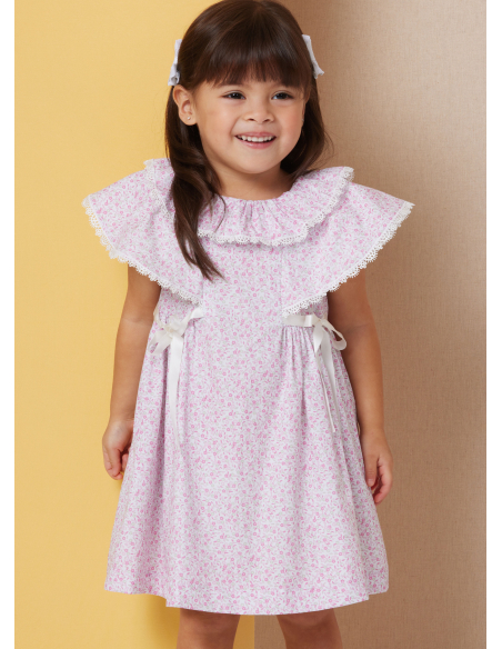 Patron Butterick 7032 A (6-3) - Robes pour enfants à volant ou col pétale