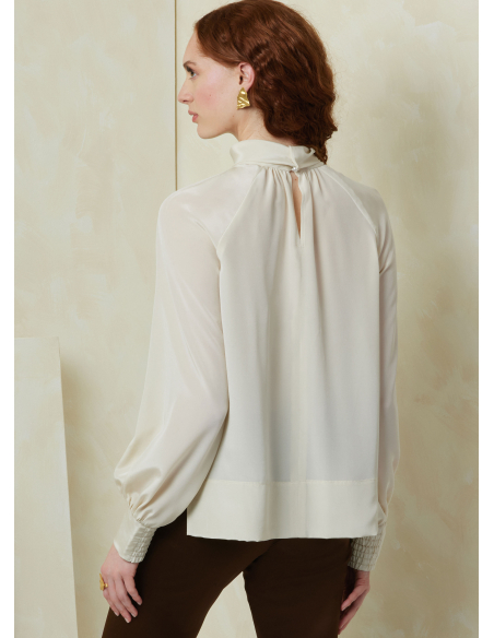 Patron Vogue 2090/B5 (36-42) - Haut col roulé à plis et manches raglan