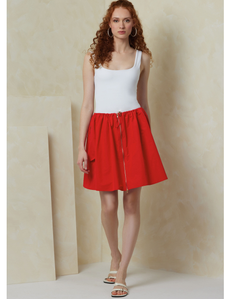 Patron Vogue 2095/A (36-50) - Jupe évasée plissée avec ouverture zippée et cordon