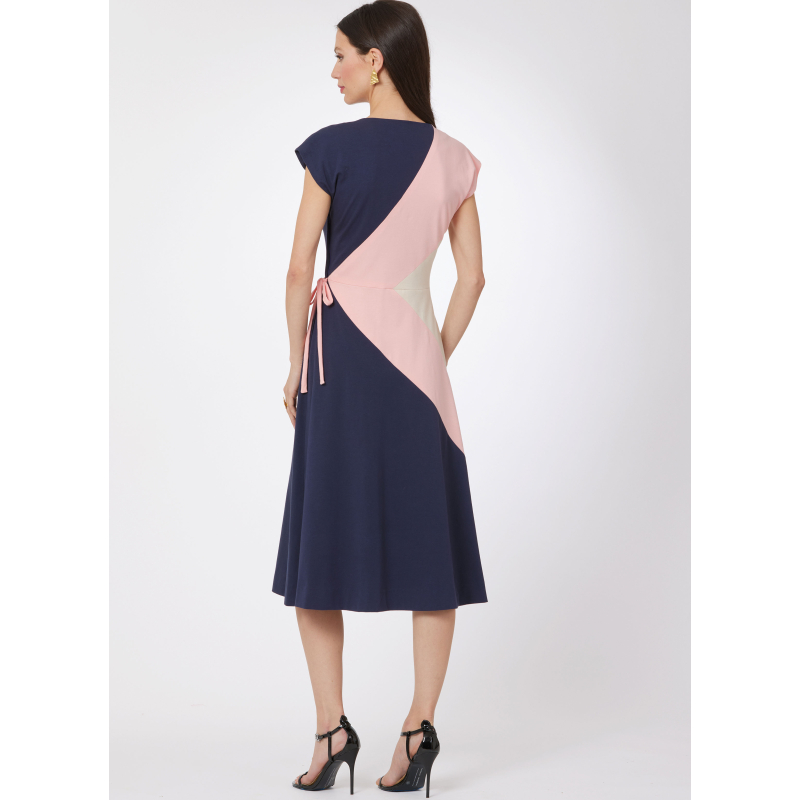 Patron Vogue 2100/R5 (42-50) - Robe portefeuille vintage ajustée à deux couleurs