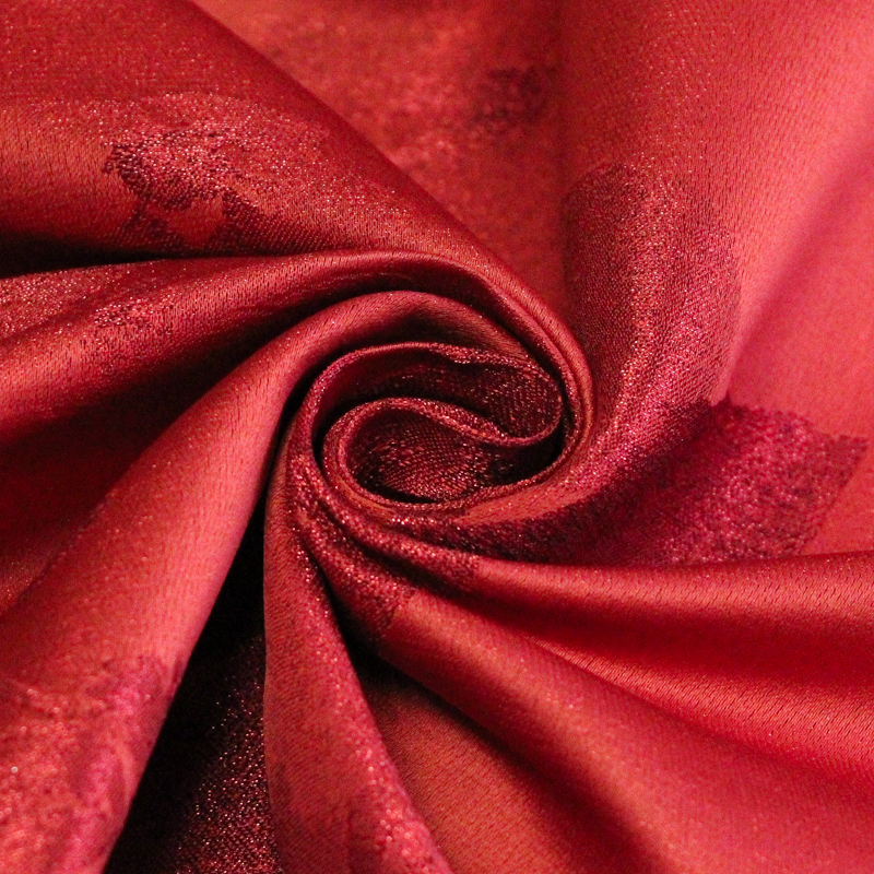 Broché - Rouge motif floral