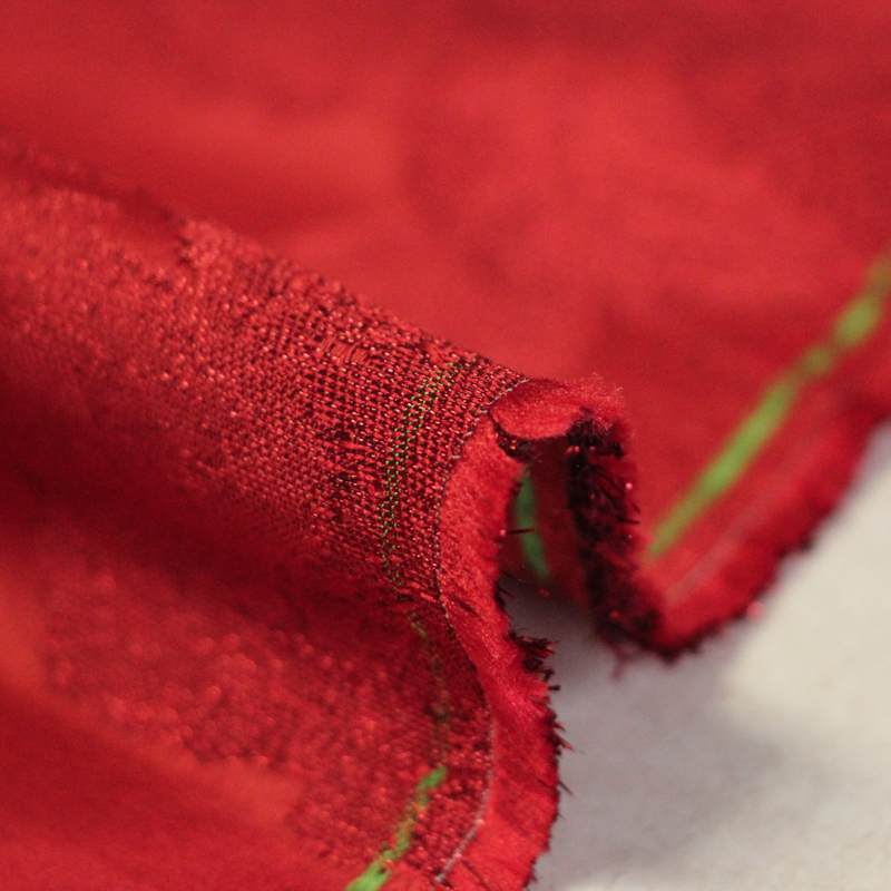 Broché - Rouge motif floral