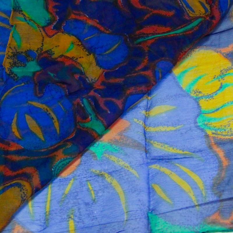 Carré mousseline 100% soie - Bleu...