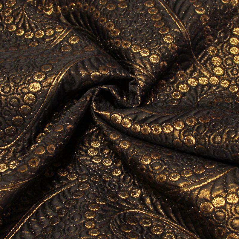 Brocart de soie - Motif baroque à...