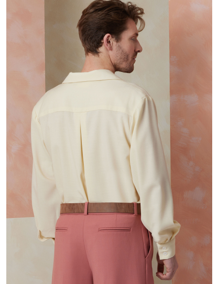 Patron Vogue 2120 AA (46-54) - Ensemble homme chemise ample, short ou pantalon et ceinture