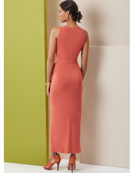 Patron Butterick 7040 Y5 (46-54) - Robe cache-coeur sans manches