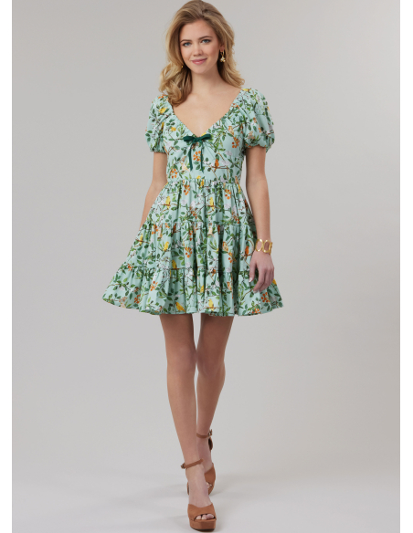 Patron McCall's 8575.K5 (36-44) - Robe taille empire froncée et manches courtes