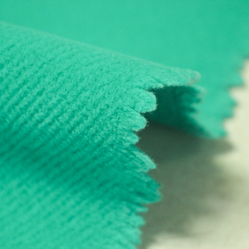 Drap de laine double épaisseur...