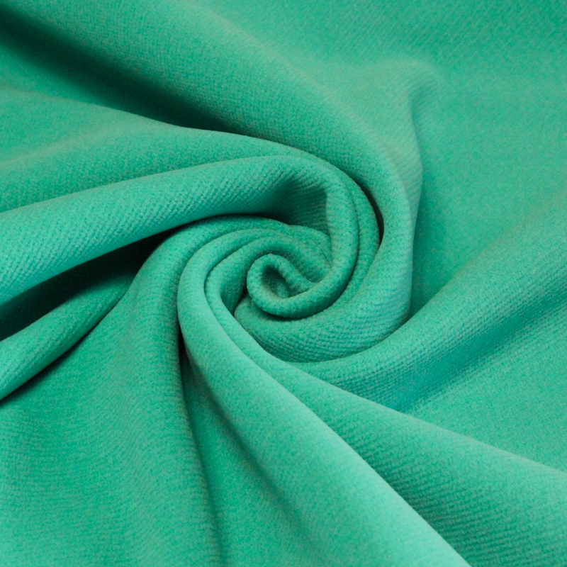 Drap de laine double épaisseur...