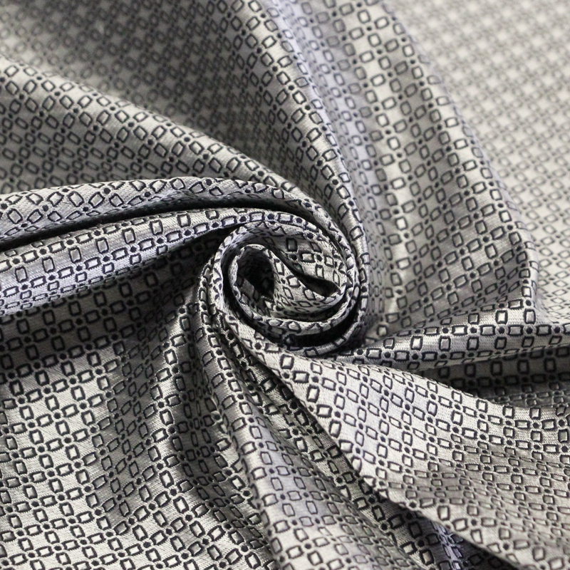 Jacquard 100% soie - Chaîne...