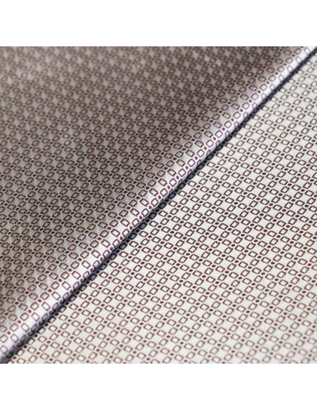 Jacquard 100% soie - Chaîne rectangulaire blanc fond bordeaux