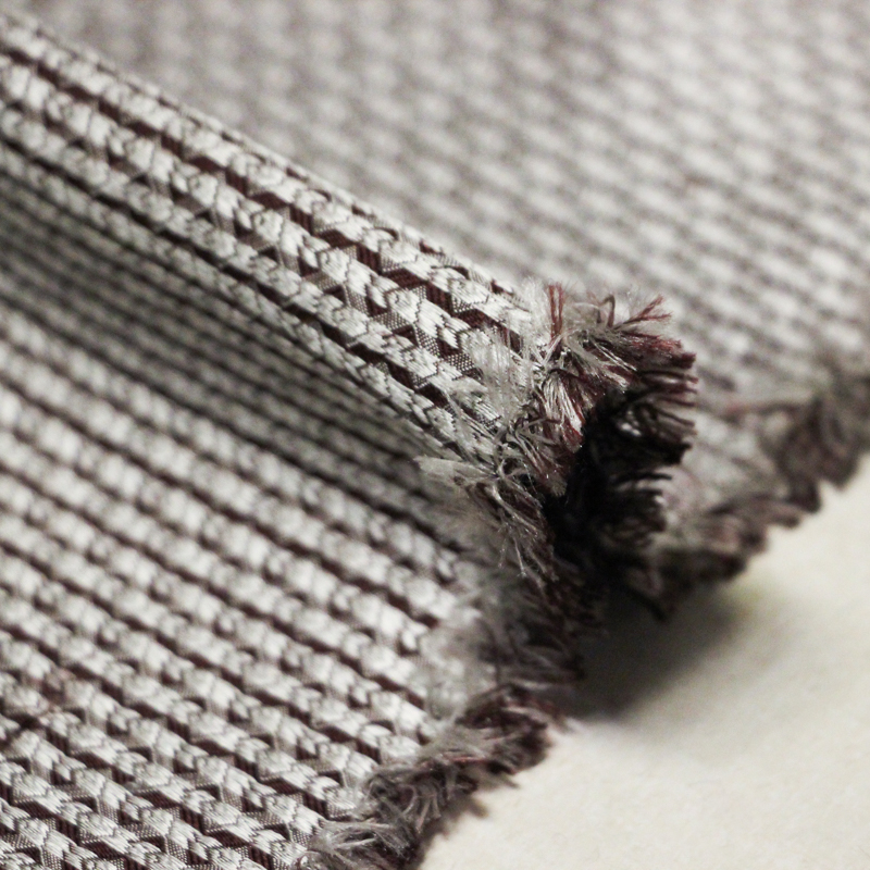 Jacquard 100% soie - Entrelacs blanc...